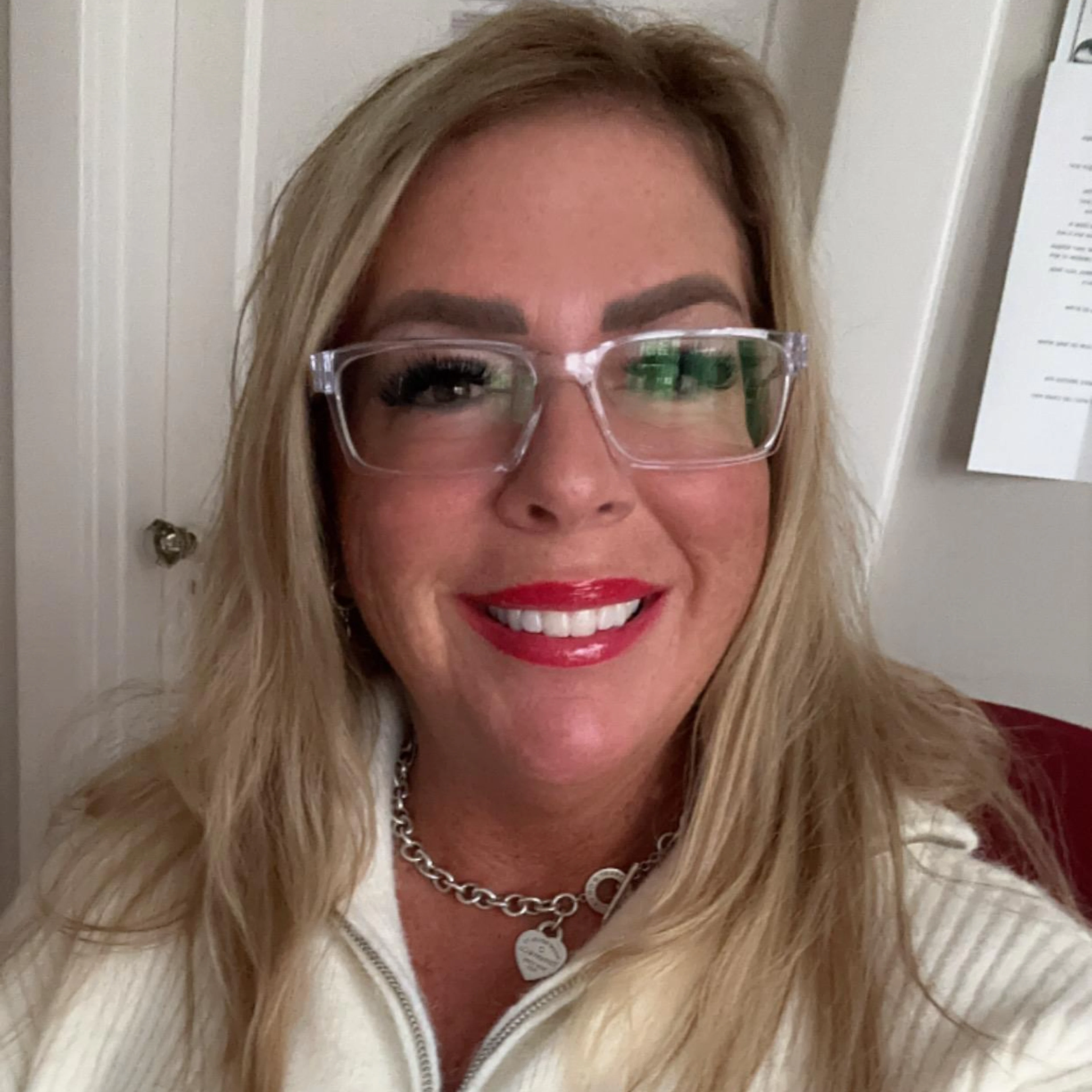 Mary Morrison | Klinic.com